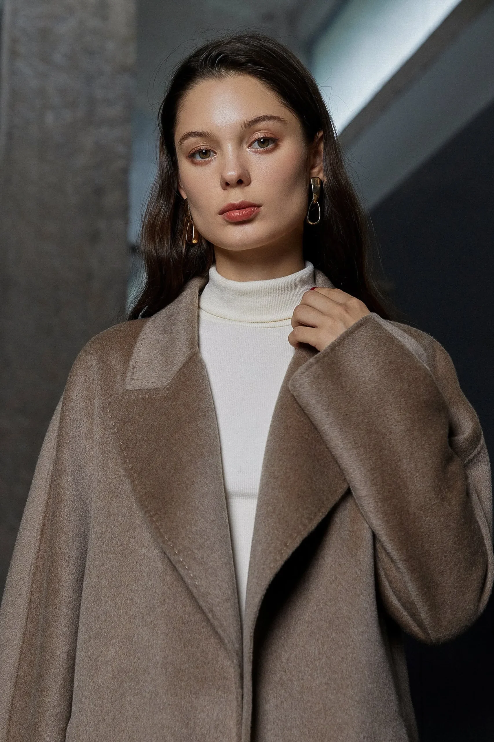 Fangyan | Noemie Cashmere Coat - Image 2
