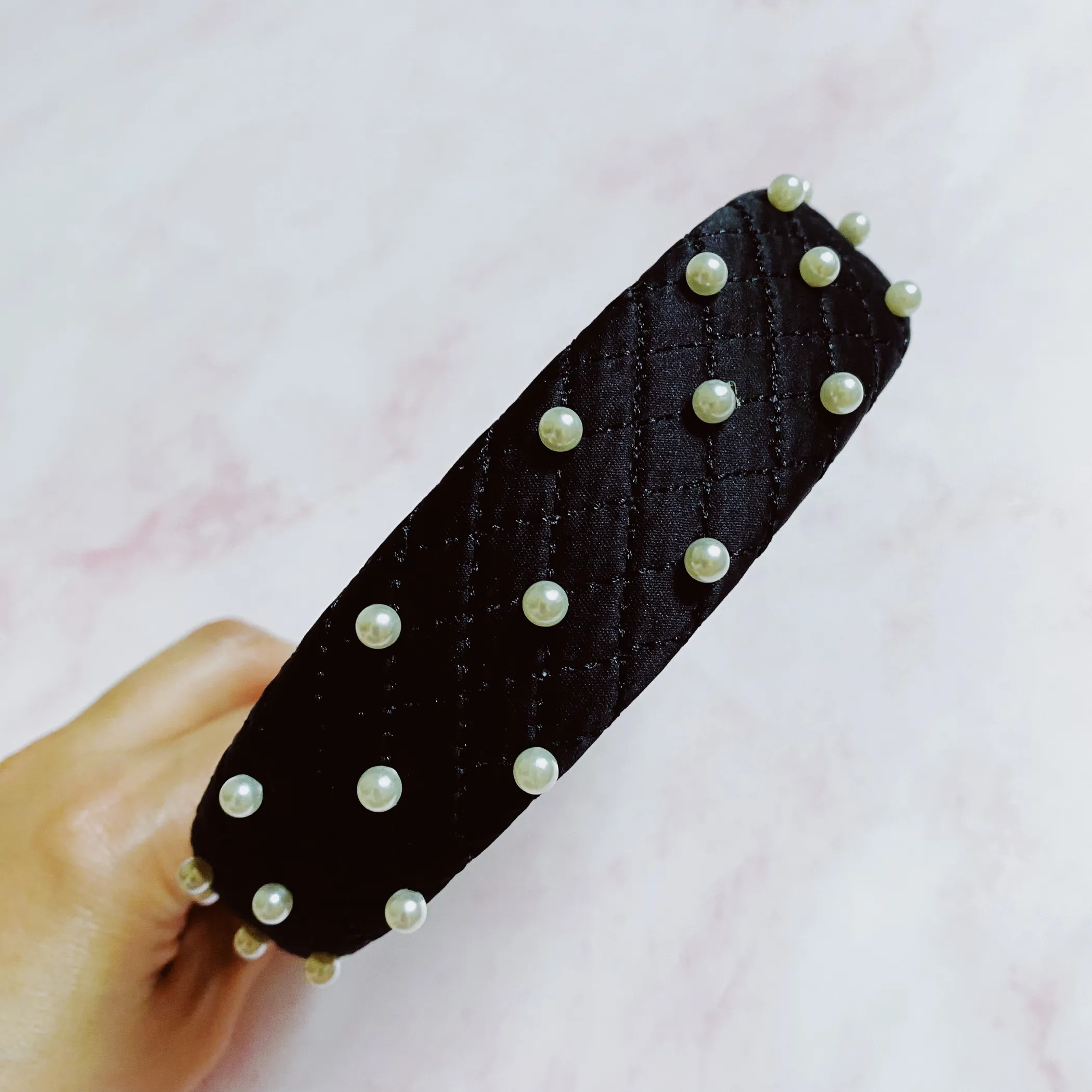 Quilted Elegance Pearl Headband - Image 2