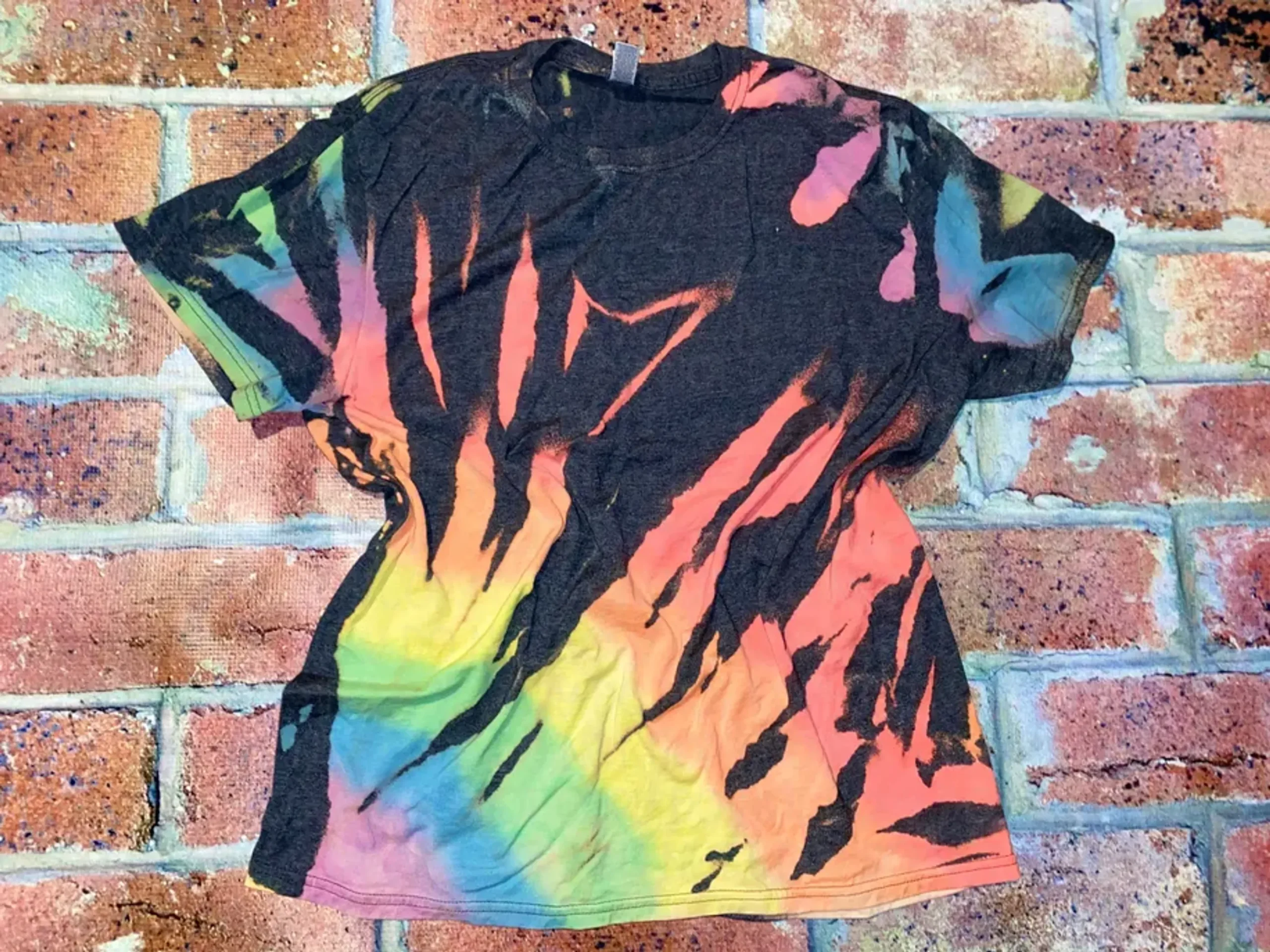 Rainbow Burst Tie Dye Blank Tee - Image 3
