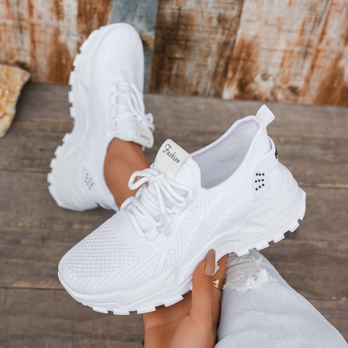 Women's sports and casual shoes - Image 4